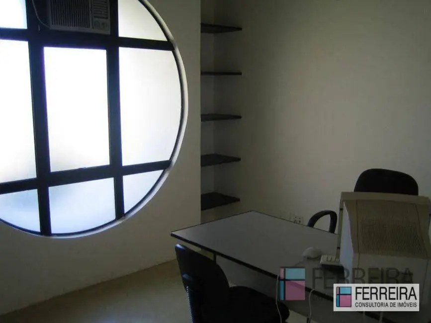 Casa com 5 quartos à venda, 1260m2 em Costa Azul, Salvador - BA - imagem 5 Foto 5 de Casa com 5 quartos à venda, 1260m2 em Costa Azul, Salvador - BA