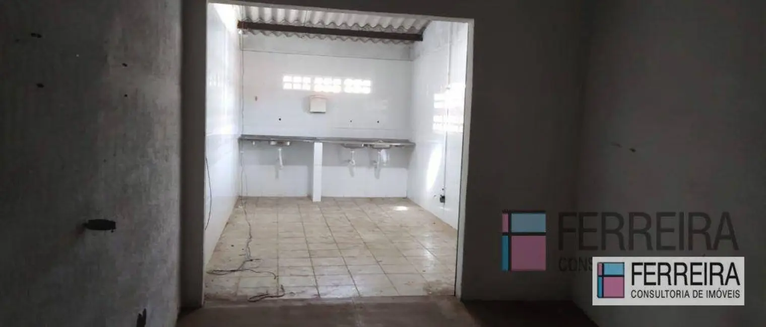 Loja para alugar, 1135m2 em Itapuã, Salvador - BA - imagem 3 Foto 3 de Loja para alugar, 1135m2 em Itapuã, Salvador - BA