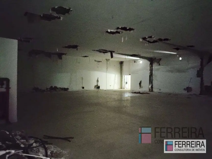 Loja para alugar, 1135m2 em Itapuã, Salvador - BA - imagem 9 Foto 9 de Loja para alugar, 1135m2 em Itapuã, Salvador - BA