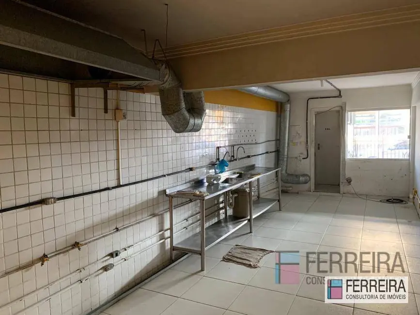 Foto 3 de Loja para alugar, 210m2 em Canela, Salvador - BA
