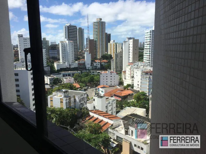 Apartamento com 3 quartos à venda, 332m2 em Barra, Salvador - BA - imagem 6 Foto 6 de Apartamento com 3 quartos à venda, 332m2 em Barra, Salvador - BA