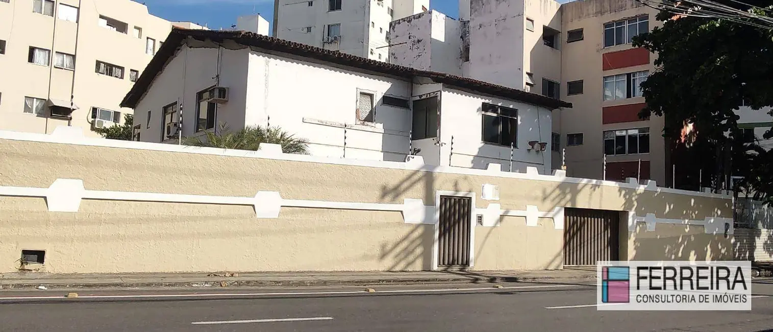 Foto 2 de Casa com 4 quartos à venda, 559m2 em Costa Azul, Salvador - BA
