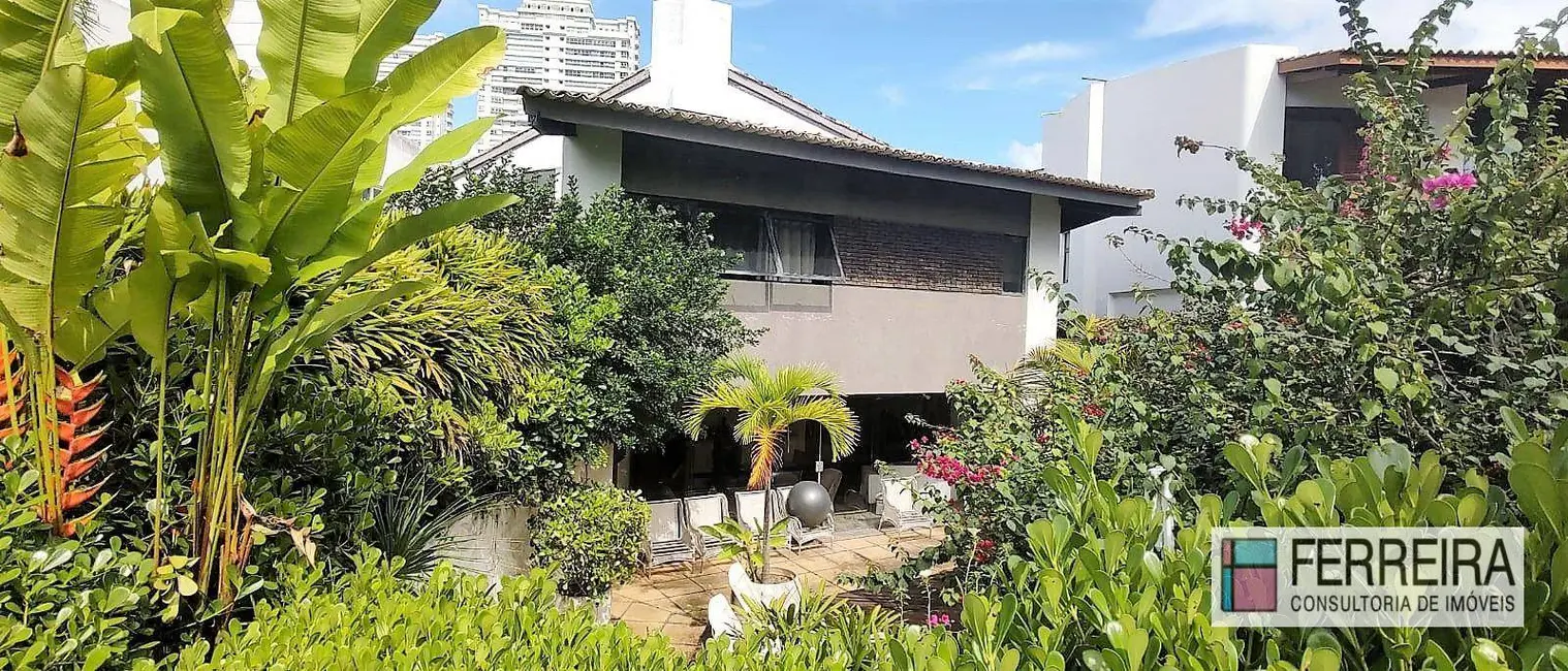 Foto 4 de Casa de Condomínio com 4 quartos à venda, 630m2 em Candeal, Salvador - BA