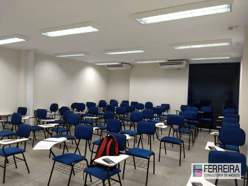 Foto 2 de Loja para alugar, 168m2 em Itinga, Lauro De Freitas - BA