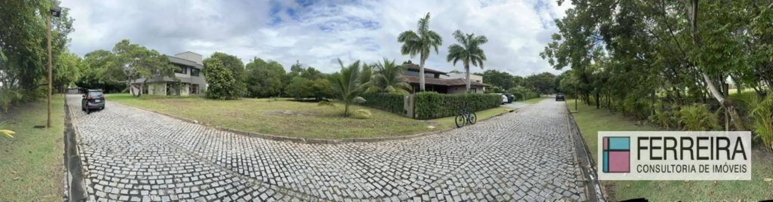 Foto 1 de Terreno / Lote à venda, 1000m2 em Camacari - BA