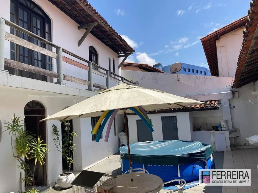 Casa com 3 quartos à venda, 410m2 em Stiep, Salvador - BA - imagem 9 Foto 9 de Casa com 3 quartos à venda, 410m2 em Stiep, Salvador - BA
