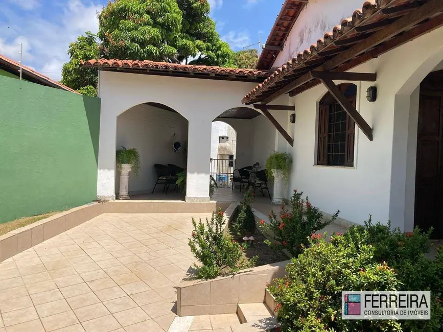 Casa com 3 quartos à venda, 410m2 em Stiep, Salvador - BA - imagem 4 Foto 4 de Casa com 3 quartos à venda, 410m2 em Stiep, Salvador - BA