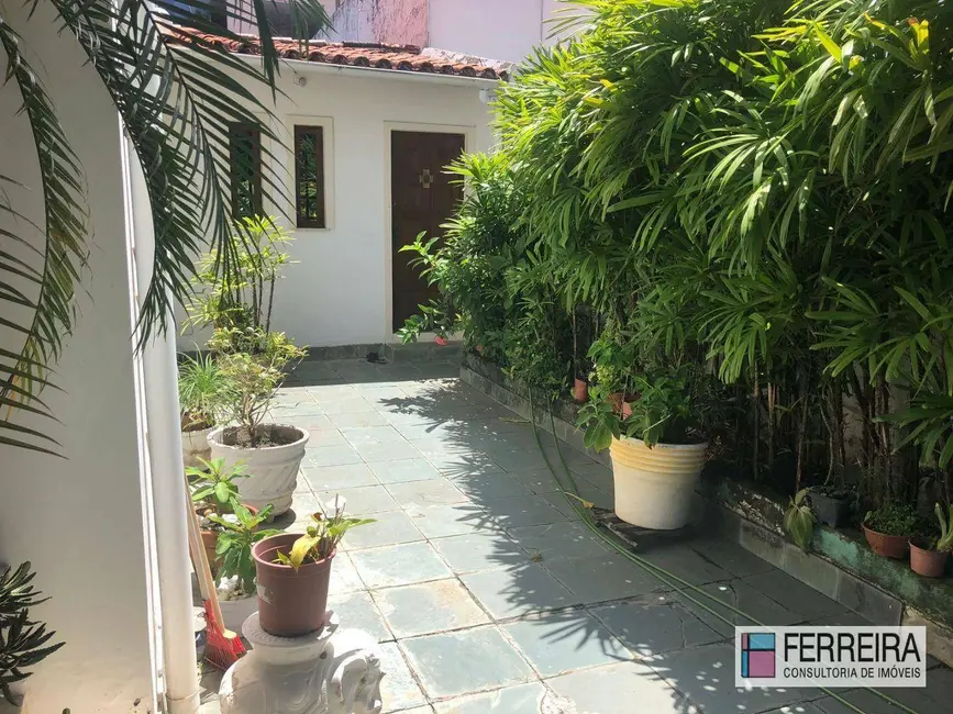 Casa com 3 quartos à venda, 510m2 em Caminho das Árvores, Salvador - BA - imagem 5 Foto 5 de Casa com 3 quartos à venda, 510m2 em Caminho das Árvores, Salvador - BA