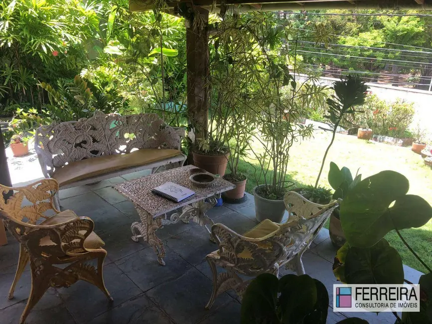 Casa com 3 quartos à venda, 510m2 em Caminho das Árvores, Salvador - BA - imagem 8 Foto 8 de Casa com 3 quartos à venda, 510m2 em Caminho das Árvores, Salvador - BA