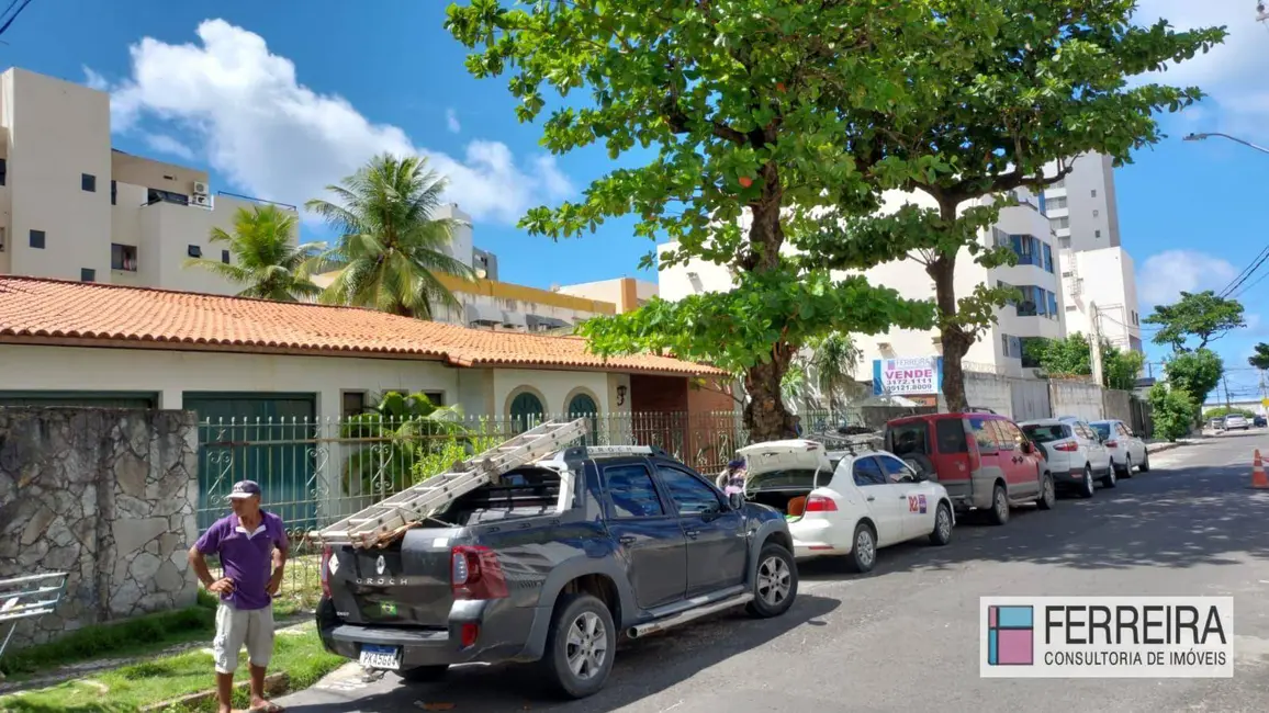 Foto 1 de Casa com 4 quartos à venda, 645m2 em Costa Azul, Salvador - BA
