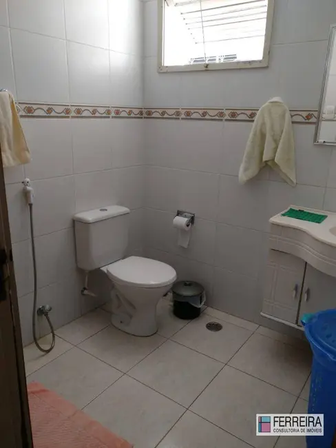 Casa com 6 quartos à venda, 390m2 em Pituba, Salvador - BA - imagem 4 Foto 4 de Casa com 6 quartos à venda, 390m2 em Pituba, Salvador - BA