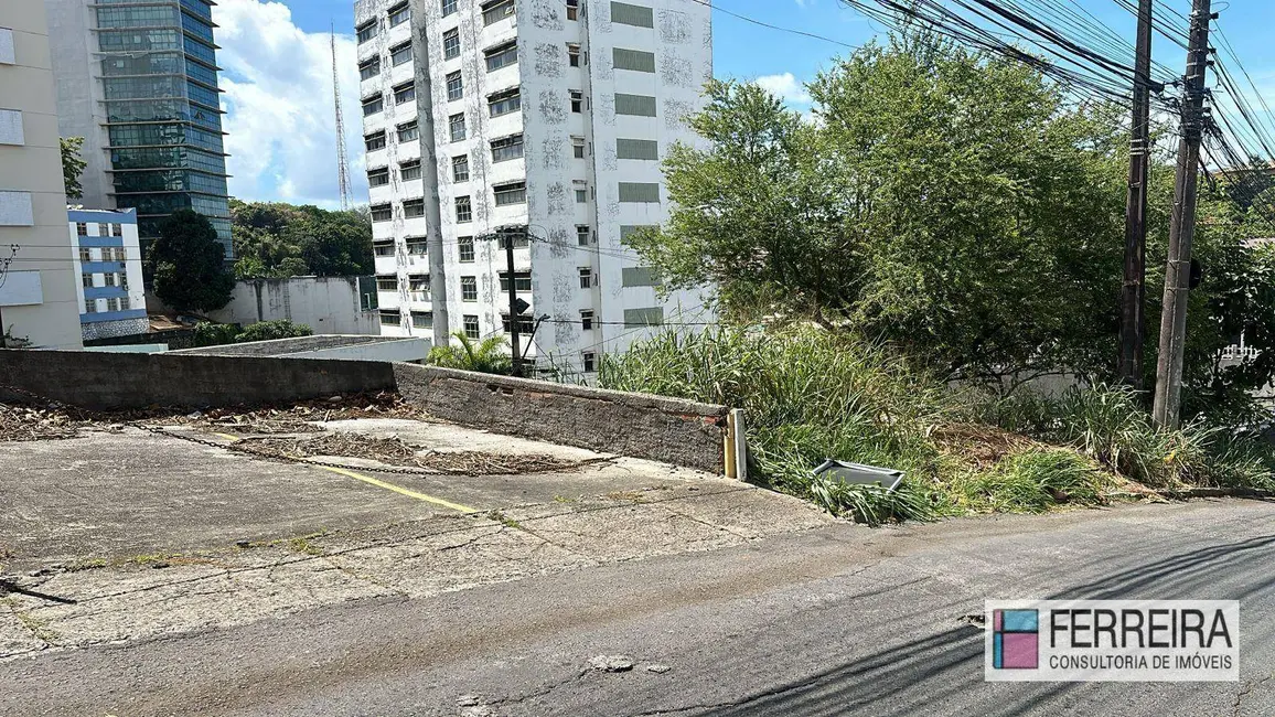 Foto 2 de Terreno / Lote à venda, 481m2 em Federação, Salvador - BA