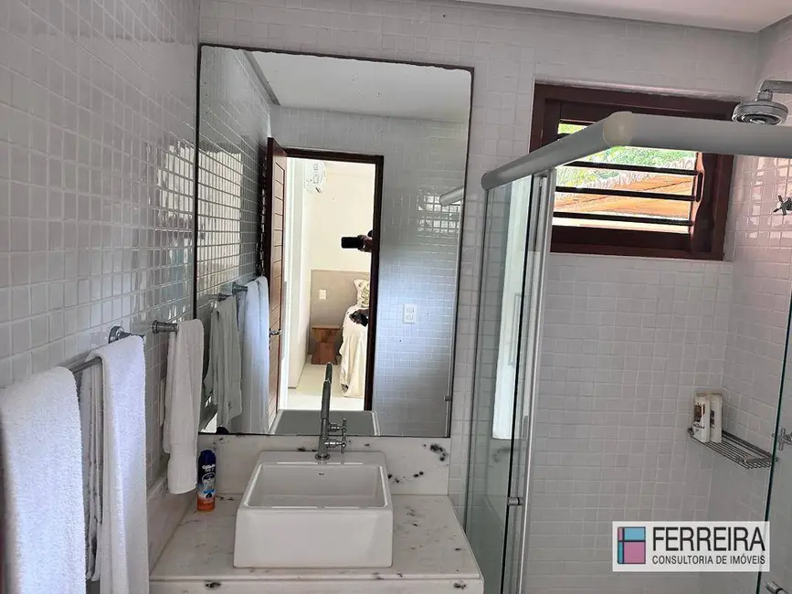 Foto 6 de Casa de Condomínio com 4 quartos à venda, 700m2 em Lauro De Freitas - BA