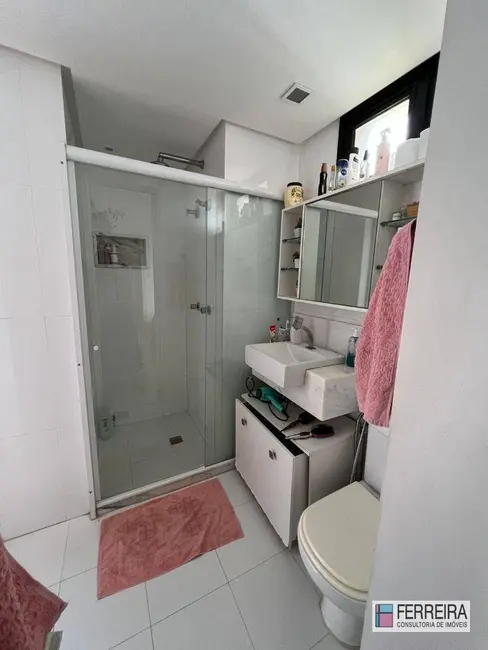 Foto 2 de Apartamento com 4 quartos à venda, 130m2 em Candeal, Salvador - BA