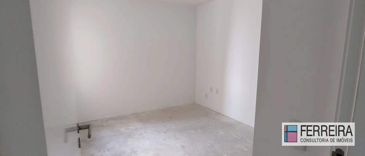 Apartamento com 4 quartos à venda, 261m2 em Graça, Salvador - BA - imagem 8 Foto 8 de Apartamento com 4 quartos à venda, 261m2 em Graça, Salvador - BA