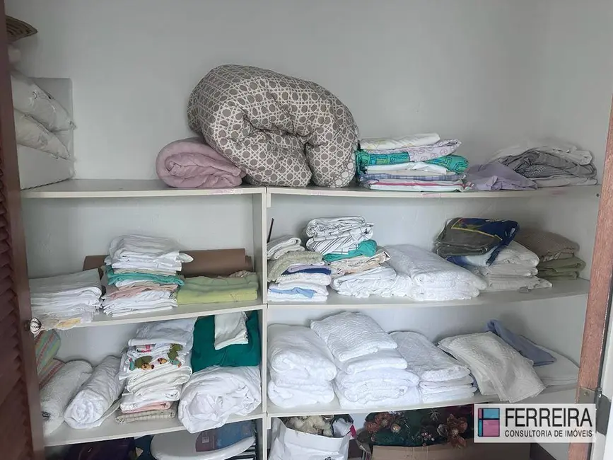 Foto 8 de Casa de Condomínio com 5 quartos à venda, 857m2 em Camacari - BA