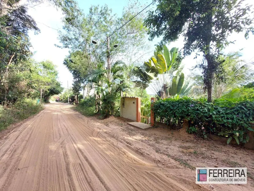 Foto 7 de Casa com 3 quartos à venda, 950m2 em Camacari - BA