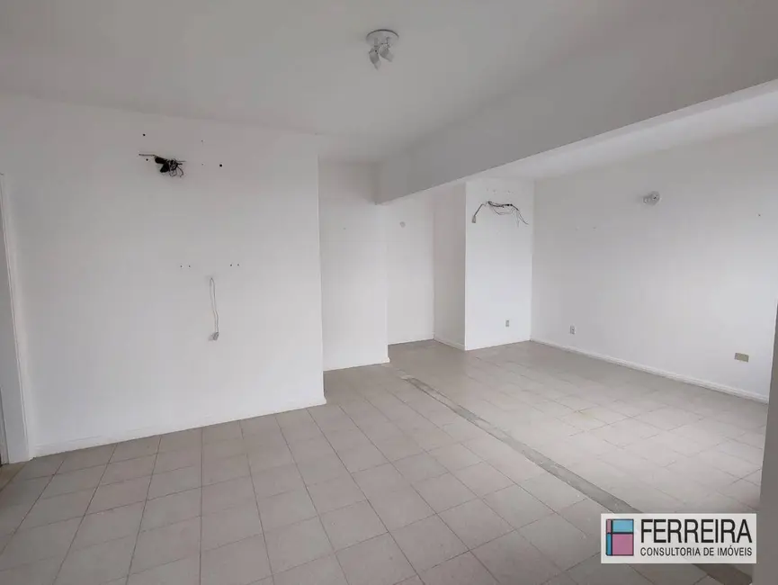 Sala Comercial para alugar, 53m2 em Ondina, Salvador - BA - imagem 8 Foto 8 de Sala Comercial para alugar, 53m2 em Ondina, Salvador - BA