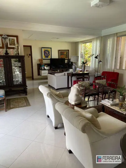 Foto 2 de Casa com 5 quartos à venda, 900m2 em Santa Mônica, Feira De Santana - BA