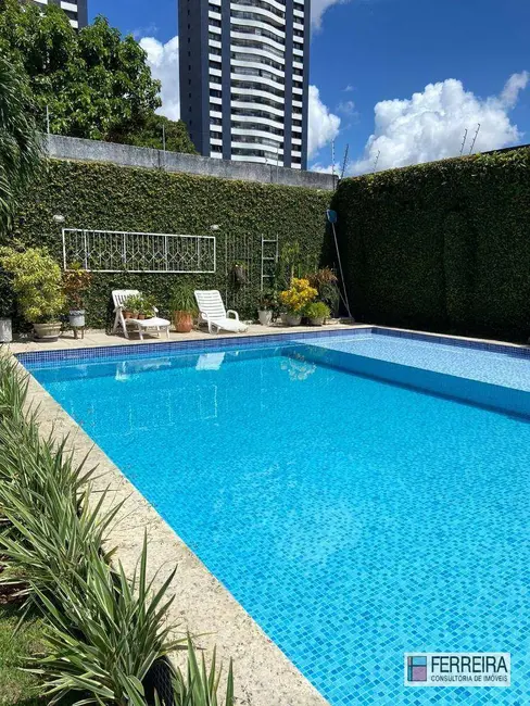 Foto 1 de Casa com 5 quartos à venda, 900m2 em Santa Mônica, Feira De Santana - BA