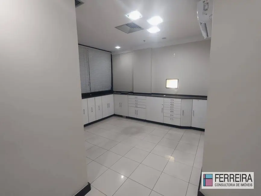 Sala Comercial à venda e para alugar, 34m2 em Pituba, Salvador - BA - imagem 5 Foto 5 de Sala Comercial à venda e para alugar, 34m2 em Pituba, Salvador - BA