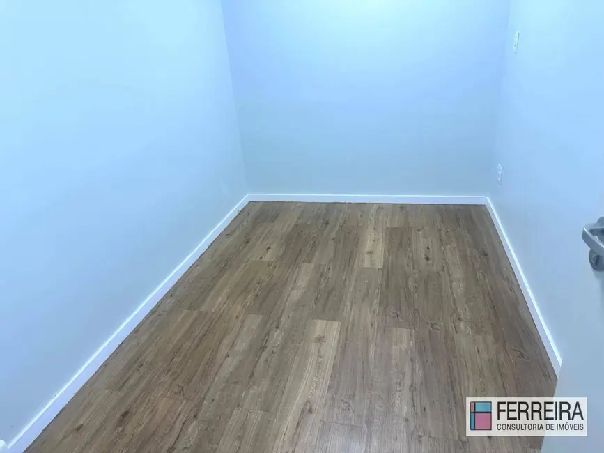 Sala Comercial à venda, 450m2 em São Cristóvão, Salvador - BA - imagem 3 Foto 3 de Sala Comercial à venda, 450m2 em São Cristóvão, Salvador - BA