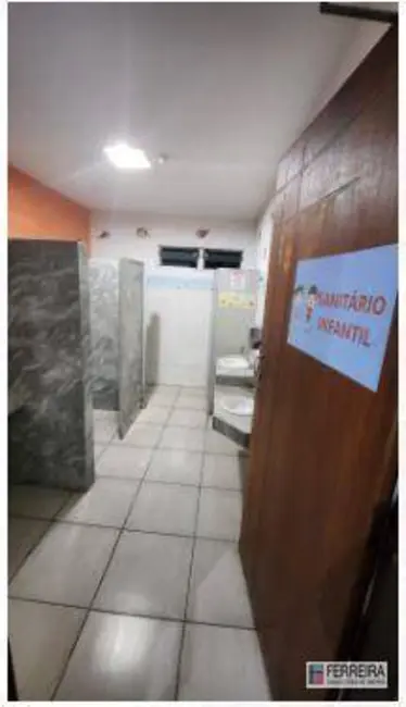 Loja para alugar, 960m2 em Itapuã, Salvador - BA - imagem 6 Foto 6 de Loja para alugar, 960m2 em Itapuã, Salvador - BA