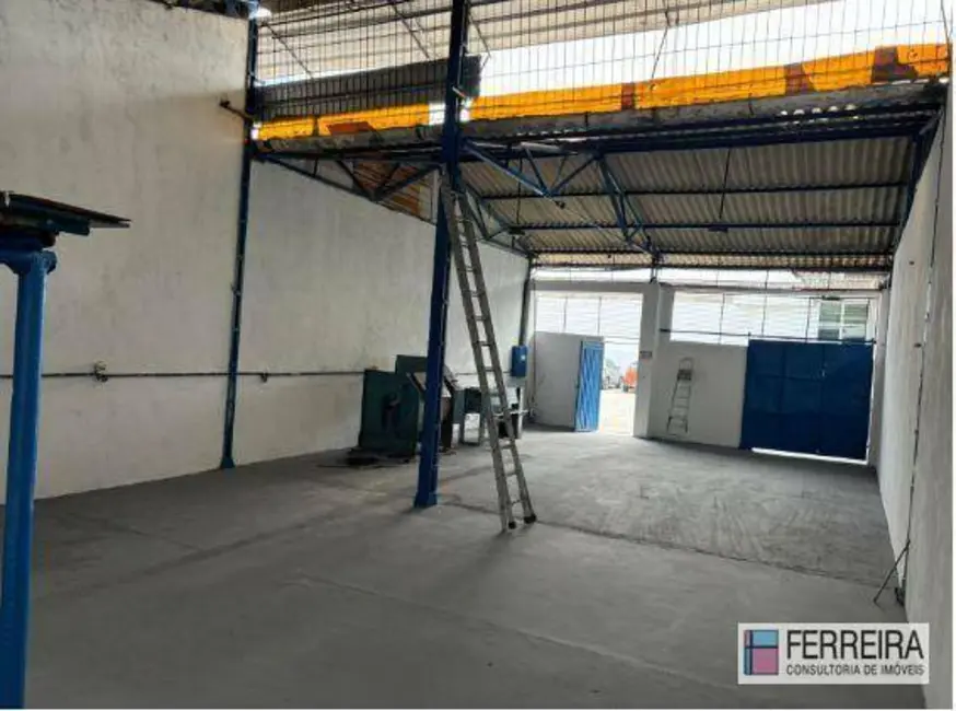 Foto 1 de Loja para alugar, 157m2 em Caminho de Areia, Salvador - BA