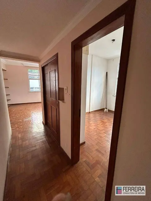 Apartamento com 3 quartos à venda, 100m2 em Barra, Salvador - BA - imagem 4 Foto 4 de Apartamento com 3 quartos à venda, 100m2 em Barra, Salvador - BA