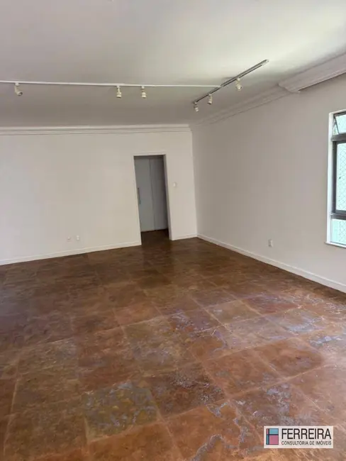 Foto 6 de Apartamento com 5 quartos para alugar, 450m2 em Horto Florestal, Salvador - BA