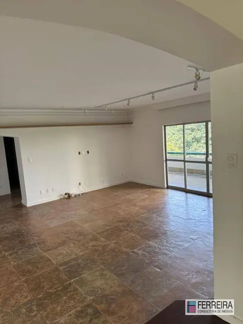 Foto 3 de Apartamento com 5 quartos para alugar, 450m2 em Horto Florestal, Salvador - BA
