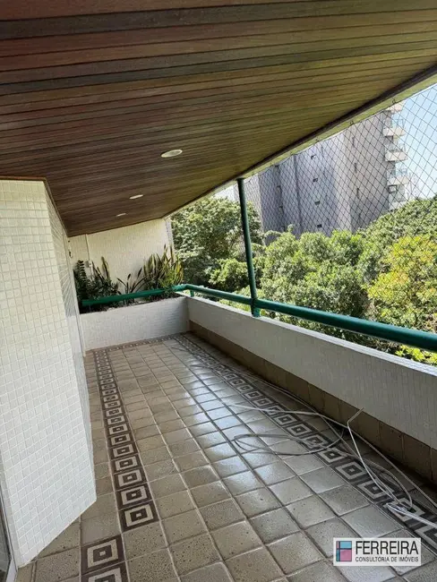 Foto 4 de Apartamento com 5 quartos para alugar, 450m2 em Horto Florestal, Salvador - BA