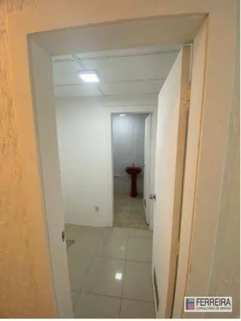 Sala Comercial à venda e para alugar, 48m2 em Comércio, Salvador - BA - imagem 9 Foto 9 de Sala Comercial à venda e para alugar, 48m2 em Comércio, Salvador - BA