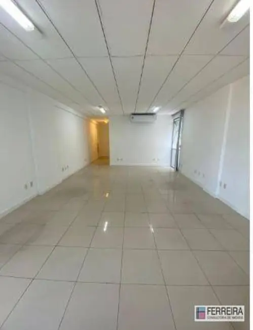 Foto 2 de Sala Comercial à venda e para alugar, 48m2 em Comércio, Salvador - BA