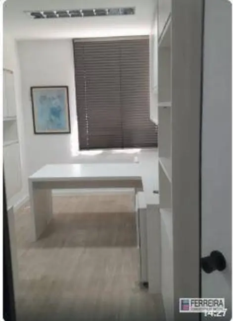 Sala Comercial à venda e para alugar, 32m2 em Pituba, Salvador - BA - imagem 5 Foto 5 de Sala Comercial à venda e para alugar, 32m2 em Pituba, Salvador - BA