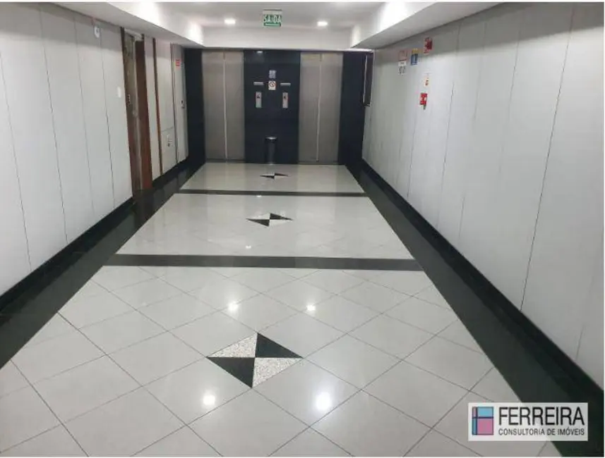 Foto 2 de Sala Comercial à venda, 220m2 em Itaigara, Salvador - BA