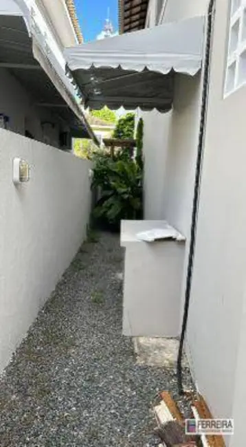 Foto 8 de Casa de Condomínio com 4 quartos à venda, 315m2 em Lauro De Freitas - BA