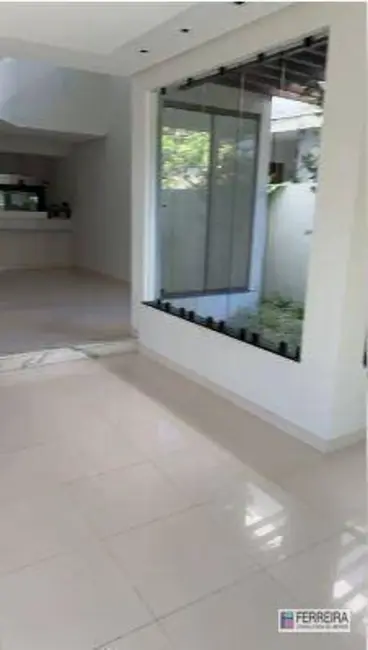 Foto 6 de Casa de Condomínio com 4 quartos à venda, 315m2 em Lauro De Freitas - BA