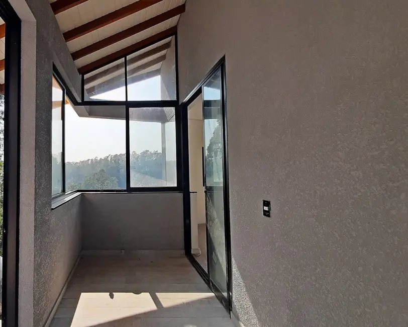 Foto 6 de Casa de Condomínio com 4 quartos à venda e para alugar, 328m2 em Serra dos Lagos (Jordanésia), Cajamar - SP