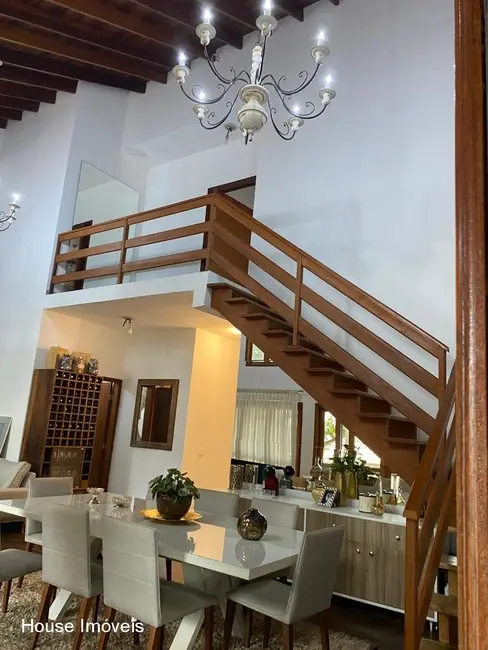 Foto 6 de Casa de Condomínio com 3 quartos à venda, 268m2 em Louveira - SP