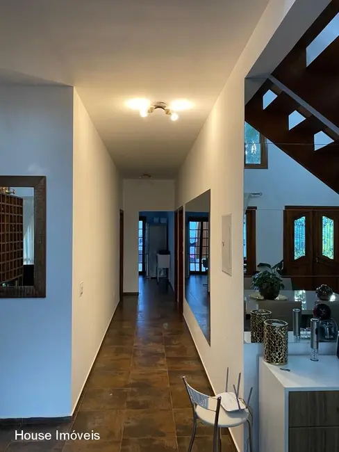 Foto 8 de Casa de Condomínio com 3 quartos à venda, 268m2 em Louveira - SP