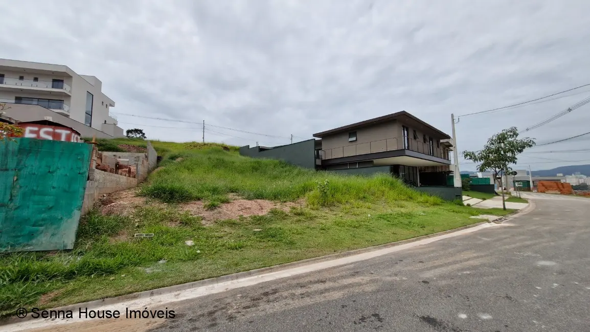 Foto 1 de Terreno / Lote à venda, 503m2 em Jundiai - SP