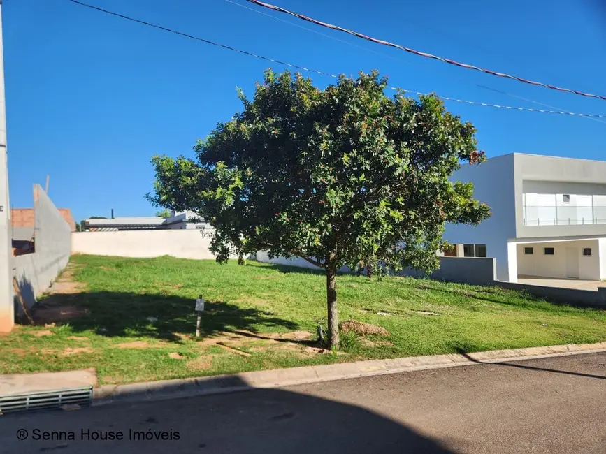 Foto 2 de Terreno / Lote à venda, 800m2 em Medeiros, Jundiai - SP