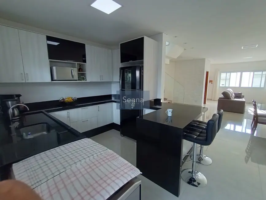 Foto 1 de Casa com 3 quartos à venda, 288m2 em Laranjeiras, Caieiras - SP