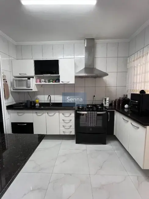Foto 4 de Casa com 3 quartos à venda, 140m2 em Jardim Sarapiranga, Jundiai - SP