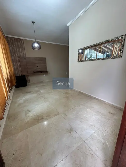 Foto 1 de Casa com 3 quartos para alugar, 120m2 em Jardim Sarapiranga, Jundiai - SP