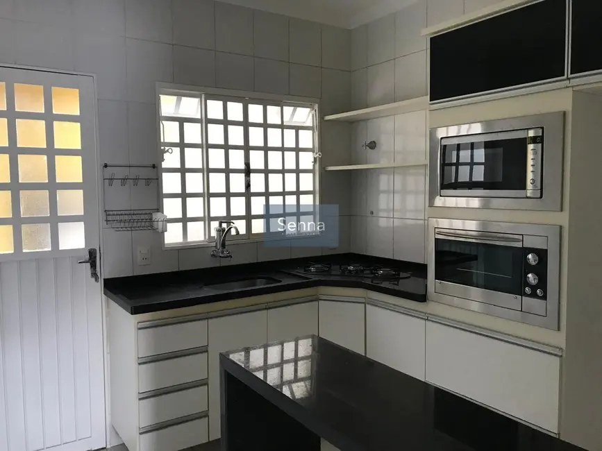 Foto 1 de Casa de Condomínio com 2 quartos à venda, 127m2 em Jardim Colônia, Jundiai - SP