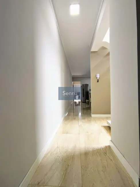 Casa com 3 quartos à venda, 240m2 em Jardim Novo Mundo, Varzea Paulista - SP - imagem 5 Foto 5 de Casa com 3 quartos à venda, 240m2 em Jardim Novo Mundo, Varzea Paulista - SP