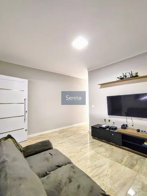 Casa com 3 quartos à venda, 240m2 em Jardim Novo Mundo, Varzea Paulista - SP - imagem 2 Foto 2 de Casa com 3 quartos à venda, 240m2 em Jardim Novo Mundo, Varzea Paulista - SP