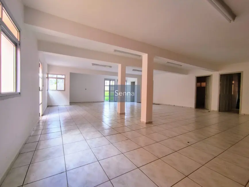 Foto 2 de Casa com 4 quartos à venda e para alugar, 490m2 em Jardim das Samambaias, Jundiai - SP